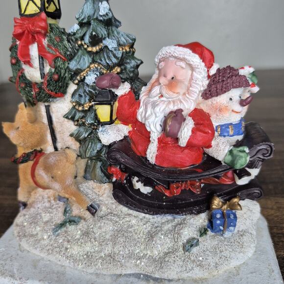 Santa Sleigh Stocking Holder – Heavy Resin Dolgen Christmas Mantel Hanger - Picture 2 of 9